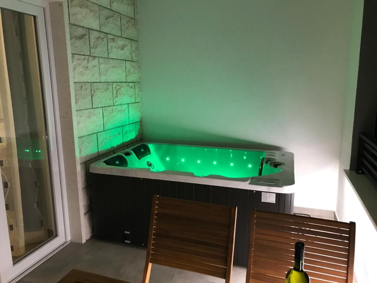 Apartments Tonkita With Jacuzzi Μακάρσκα Εξωτερικό φωτογραφία